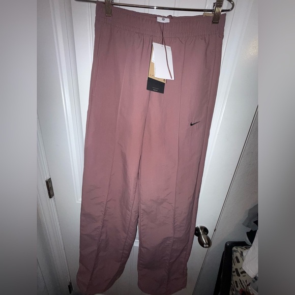 Nike Pink Track Pants with High-Rise Waist - Picture 11 of 16